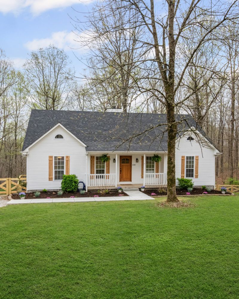 1130 Old Charlotte Pike, Pegram, TN 37143