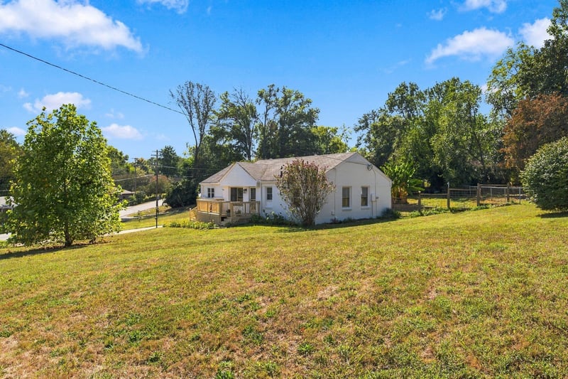 3603 Hewlett Dr, Nashville, TN 37211