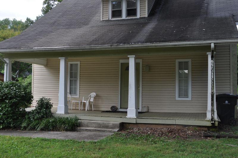 415 Watauga Dr, Knoxville, TN 37918