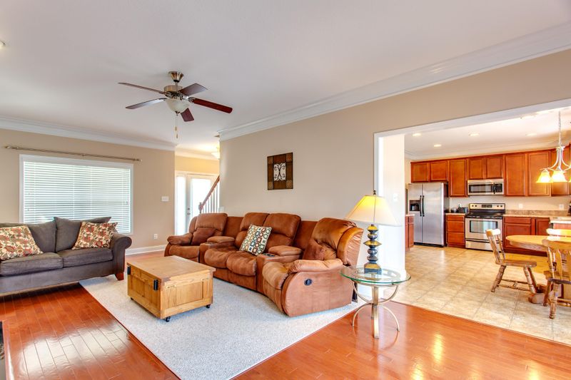 6132 Evening Star Ln, Knoxville, TN 37918