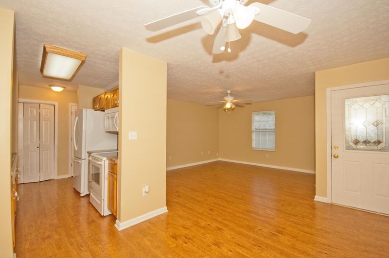 2025 Bradshaw Garden Rd, Knoxville, TN 37912