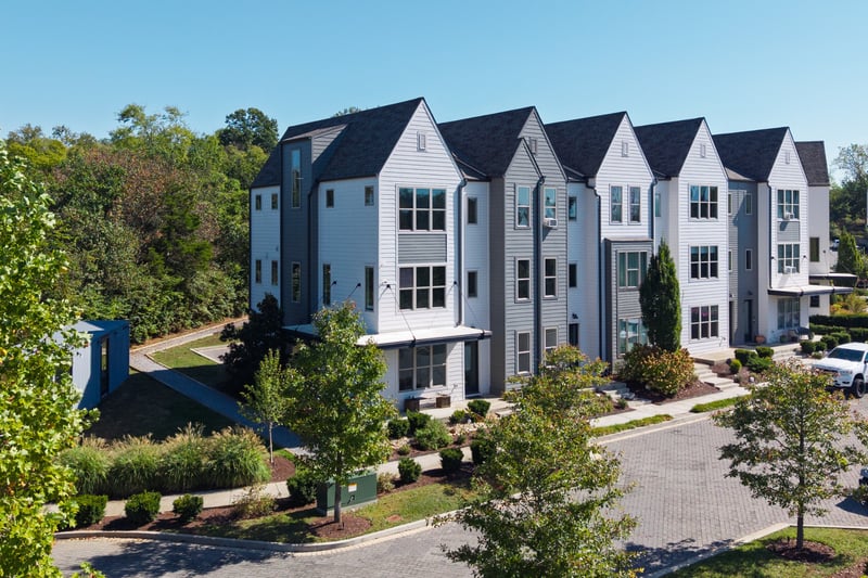 307 E Village Ln, Nashville, TN 37216