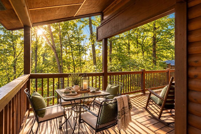 2440 Breezy Rd, Sevierville, TN 37876