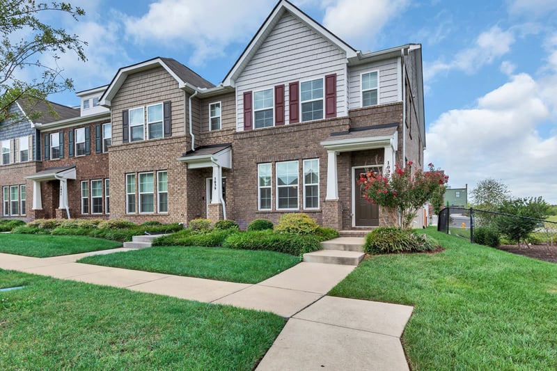 1037 Henley Pvt Ln, Gallatin, TN 37066