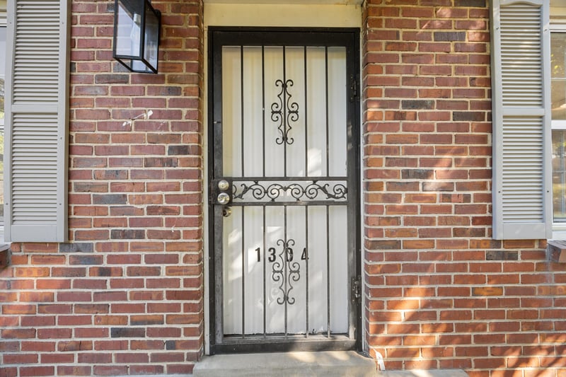 1304 Mercury Dr, Nashville, TN 37217