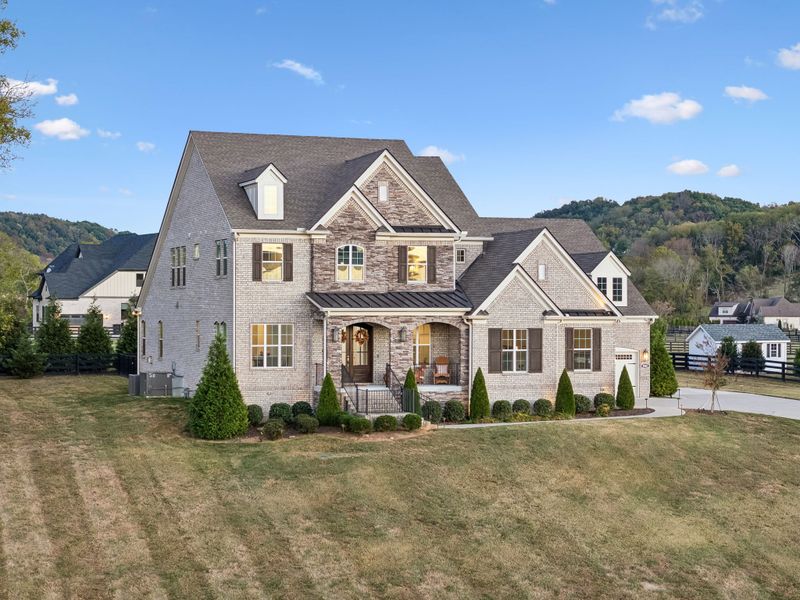 9082 Horton Hwy, College Grove, TN 37046