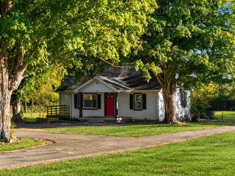2296 Bluebird Rd, Lebanon, TN 37087