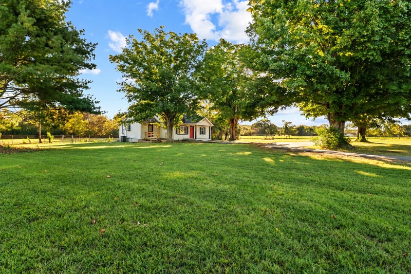 2296 Bluebird Rd, Lebanon, TN 37087