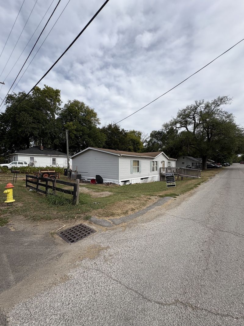 201 E 16th St, Columbia, TN 38401