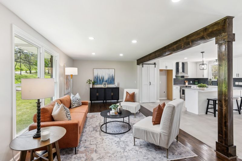 4052 Kings Ln, Nashville, TN 37218