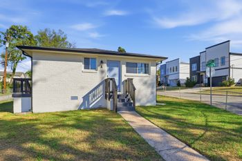2424 Booker St, Nashville, TN 37208