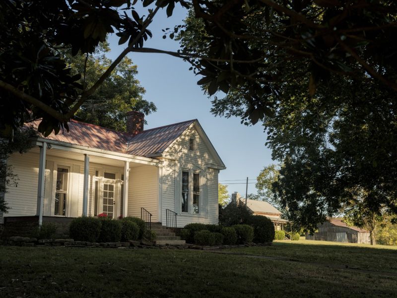 9612 Clovercroft Rd, Nolensville, TN 37135