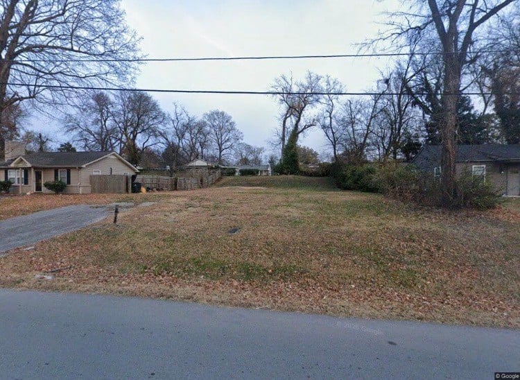 2818 Hartford Dr, Nashville, TN 37210