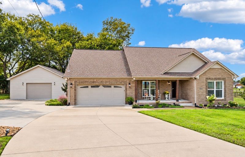 1610 Rugby Ct, Columbia, TN 38401