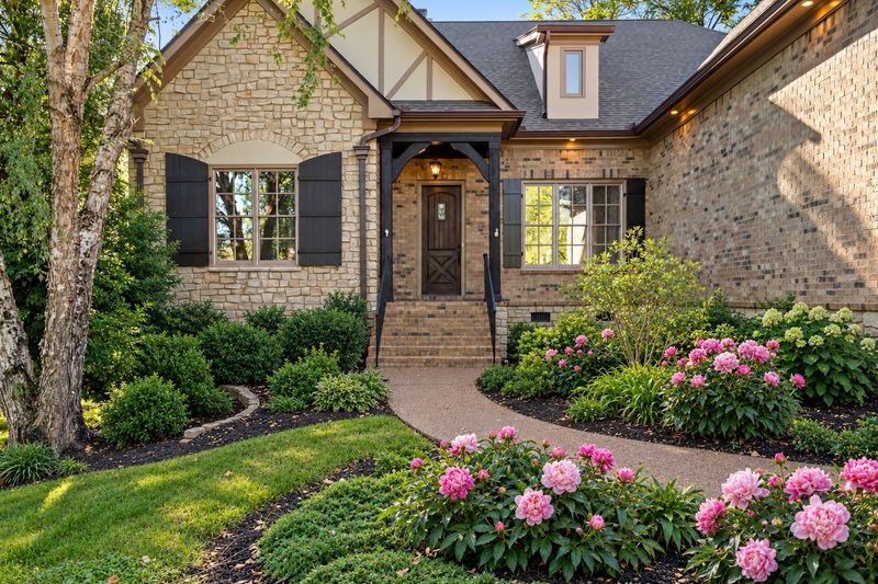 723 Azalea Ct, Franklin, TN 37064