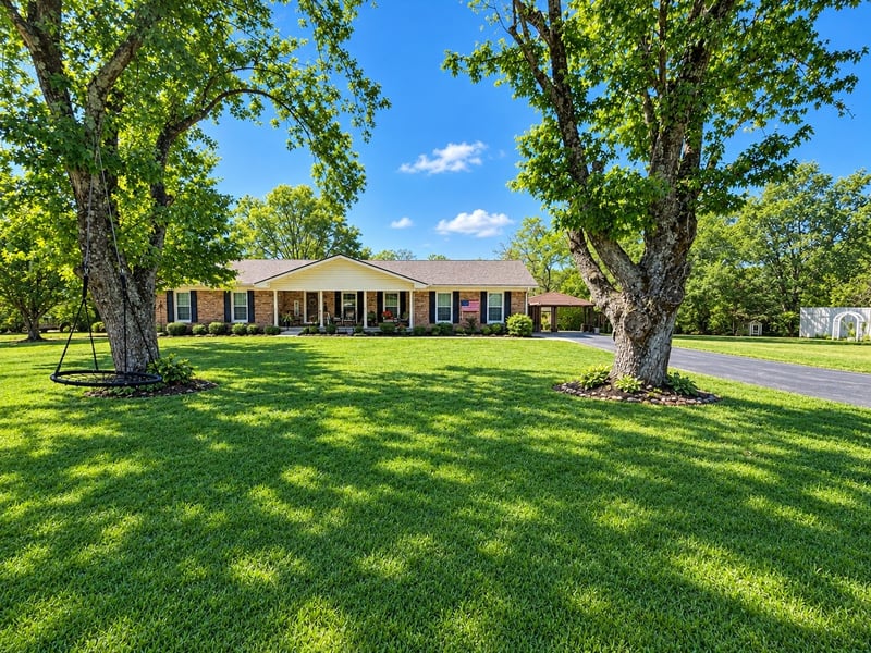 104 Cotton St, Gallatin, TN 37066