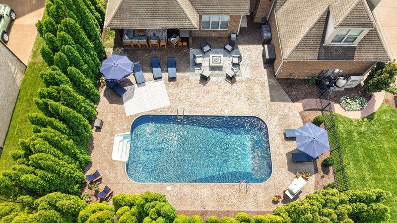 1006 Pintail Pl, Hendersonville, TN 37075
