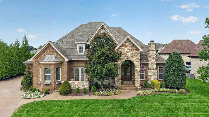 1006 Pintail Pl, Hendersonville, TN 37075