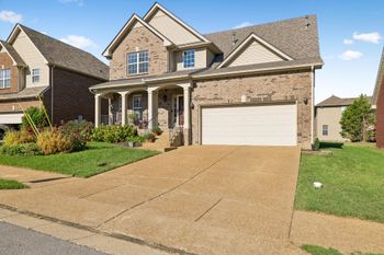 7708 Sunbar Ln, Nashville, TN 37211