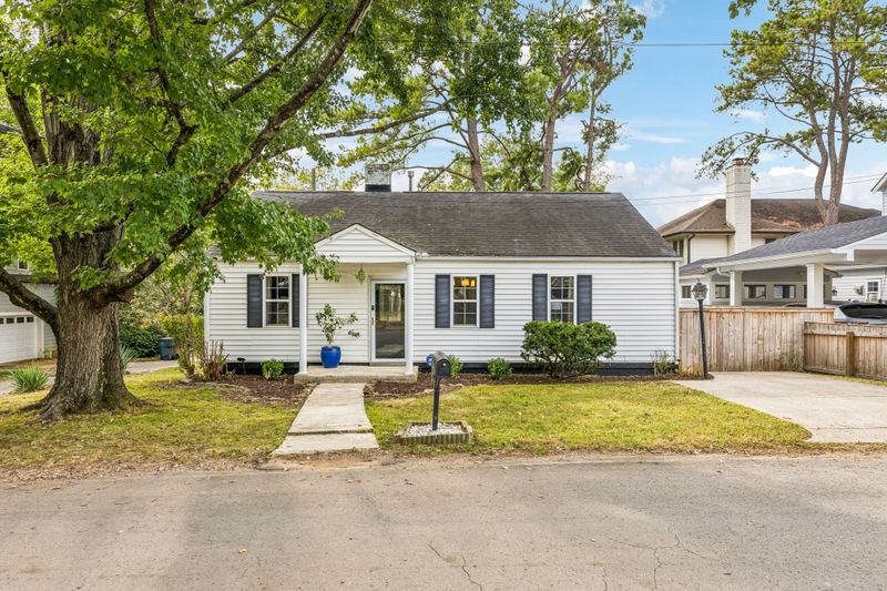 147 45th Ave N, Nashville, TN 37209