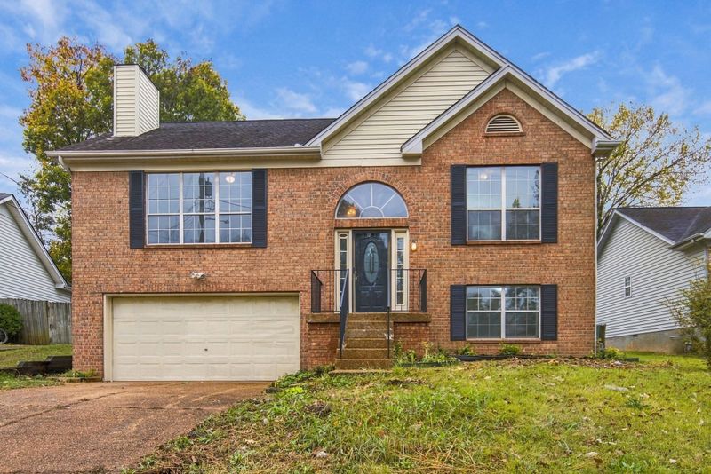 1109 Burlingame Ct, Antioch, TN 37013