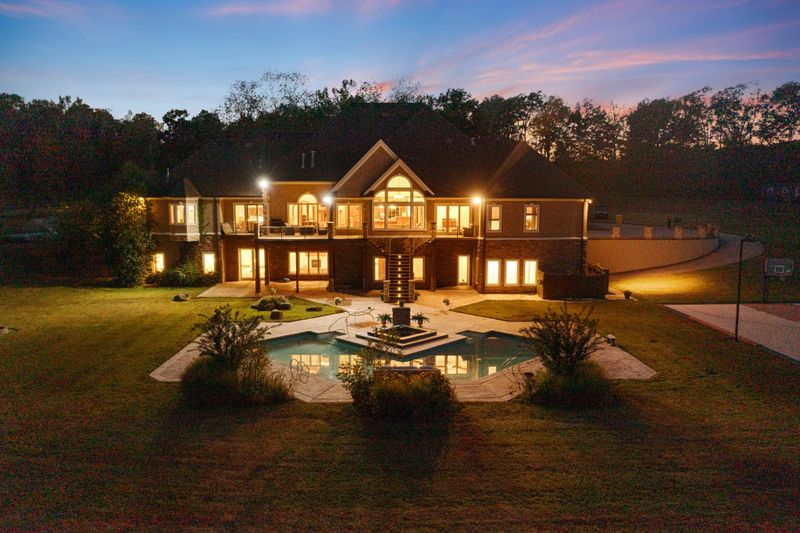 7699 N County Line Rd, Fairview, TN 37062