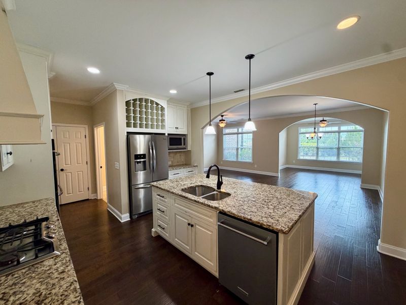 113 Dayflower Dr, Hendersonville, TN 37075