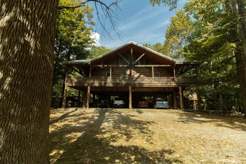 320 Bennett Dr, Old Hickory, TN 37138