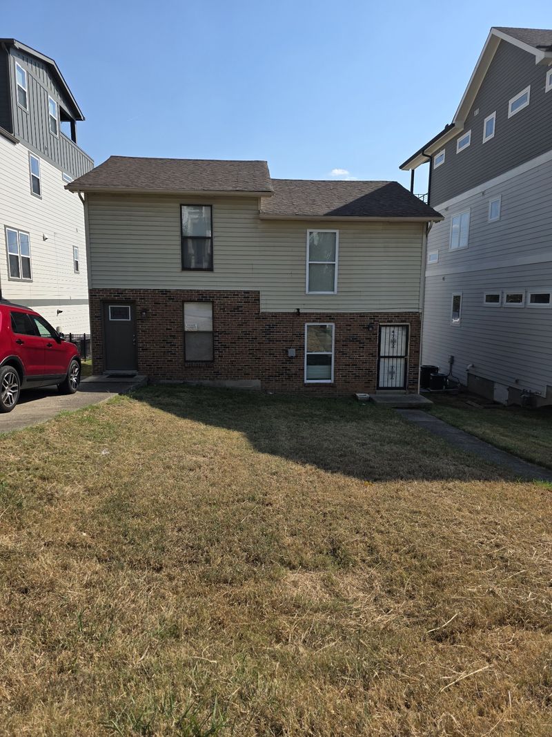 3319A Felicia St, Nashville, TN 37209