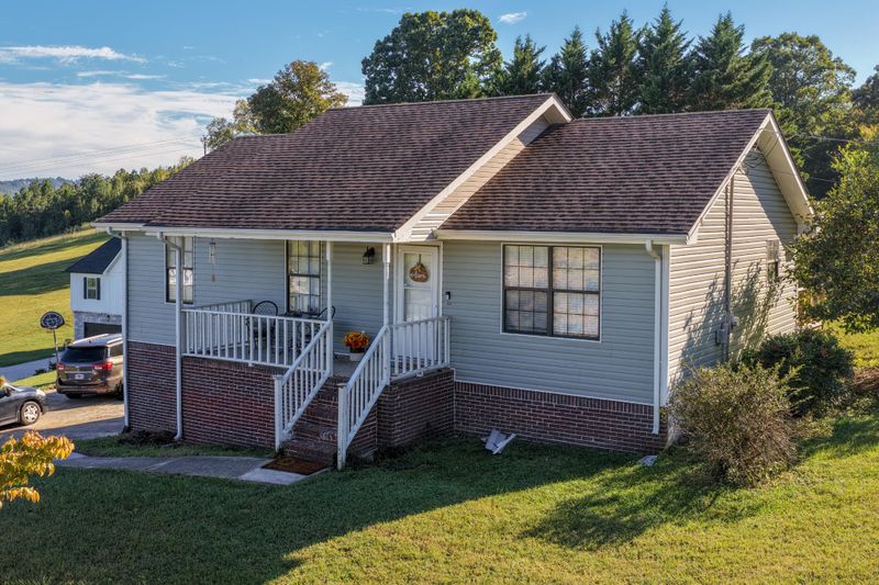 2077 Saunders Rd, Ringgold, GA 30736