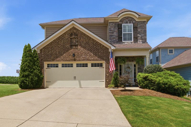 5001 Hemlock Ct, Spring Hill, TN 37174