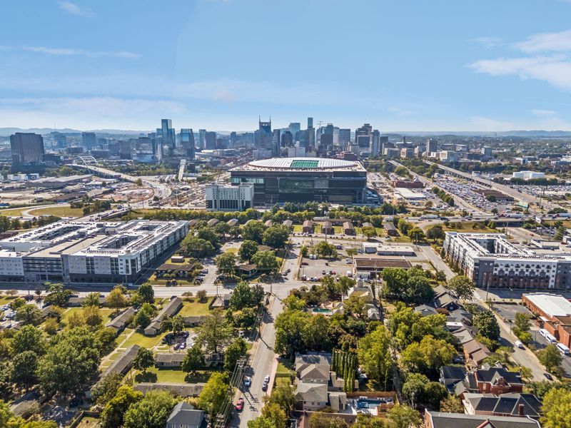 611 Fatherland St, Nashville, TN 37206