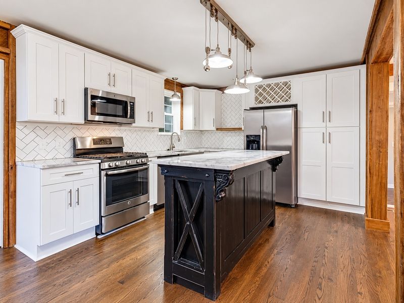 1711 Golf St, Nashville, TN 37216