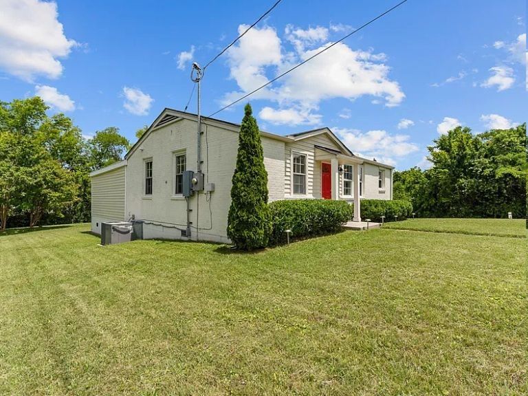 109 Ashwood Dr, Columbia, TN 38401