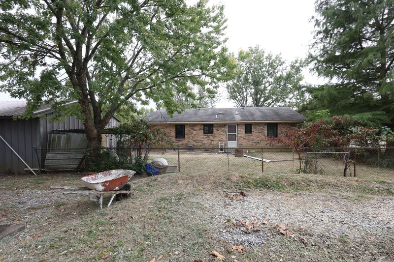 216 Staggs Dr, Portland, TN 37148