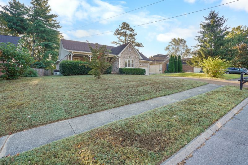1503 Birchwood Cir, Franklin, TN 37064