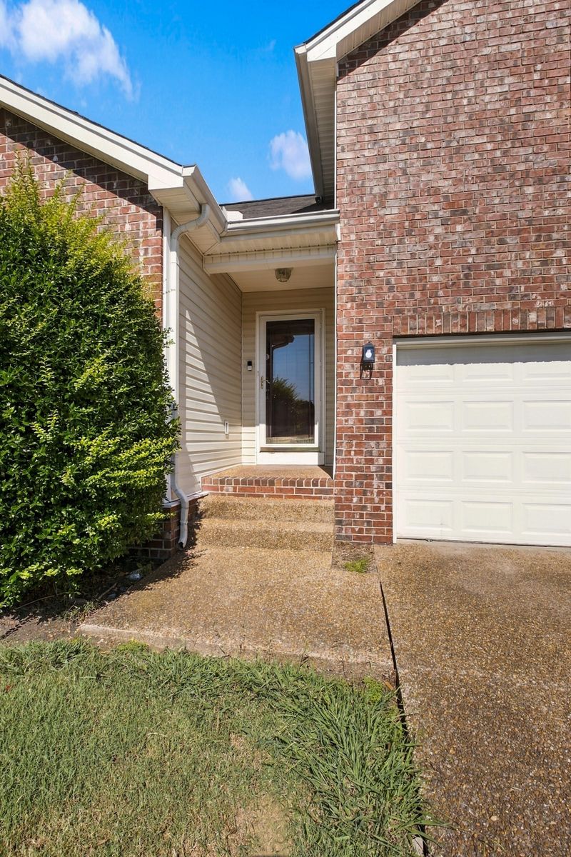 5035 Timber Trail Dr, Mount Juliet, TN 37122