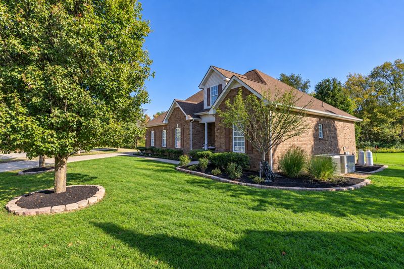 503 Agate Dr, Murfreesboro, TN 37128