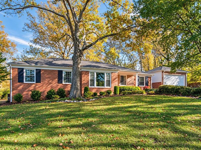 634 Brook Hollow Rd, Nashville, TN 37205