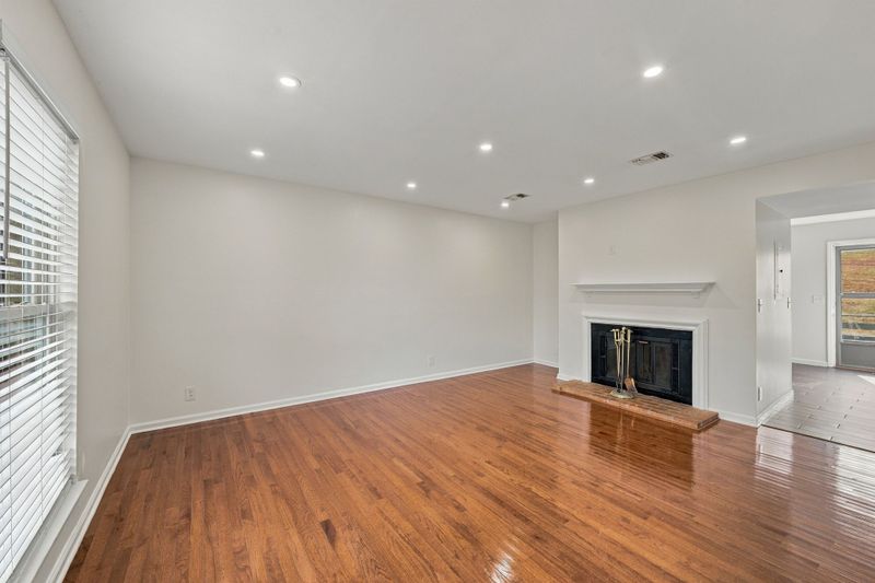 5704 Stone Brook Dr, Brentwood, TN 37027