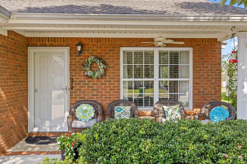 190 Briarstone Dr, Rossville, GA 30741