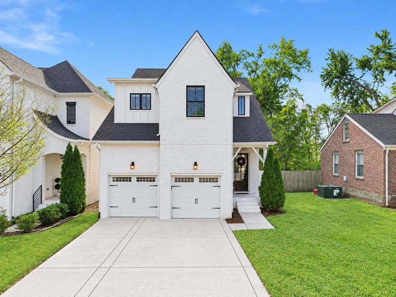 5543 Knob Rd, Nashville, TN 37209