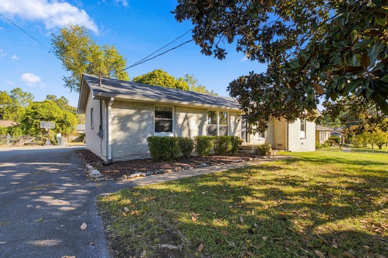 4864 Rainer Dr, Old Hickory, TN 37138