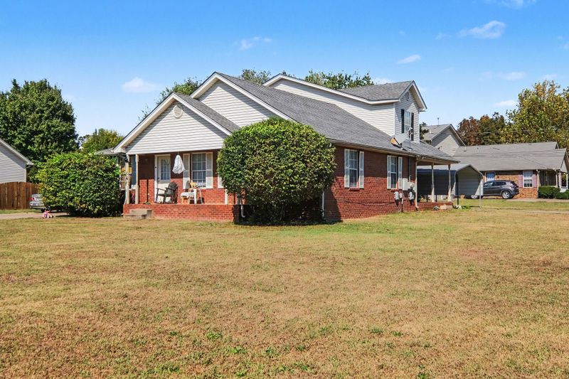807 Mason Tucker Dr, Smyrna, TN 37167