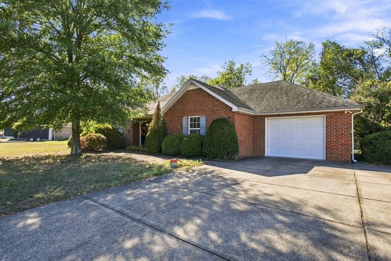 1020 Graham Way, Eagleville, TN 37060