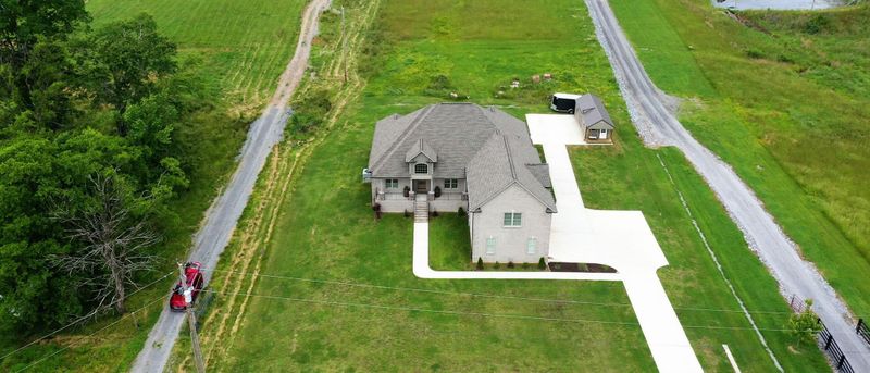 1742 Old Gallatin Rd, Portland, TN 37148