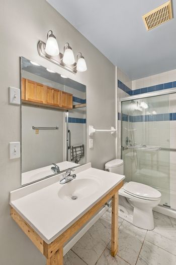 523 Harding Pl #10, Nashville, TN 37211