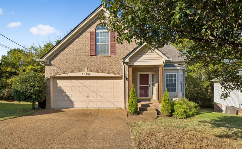 3028 Harbor Lights Dr, Nashville, TN 37217