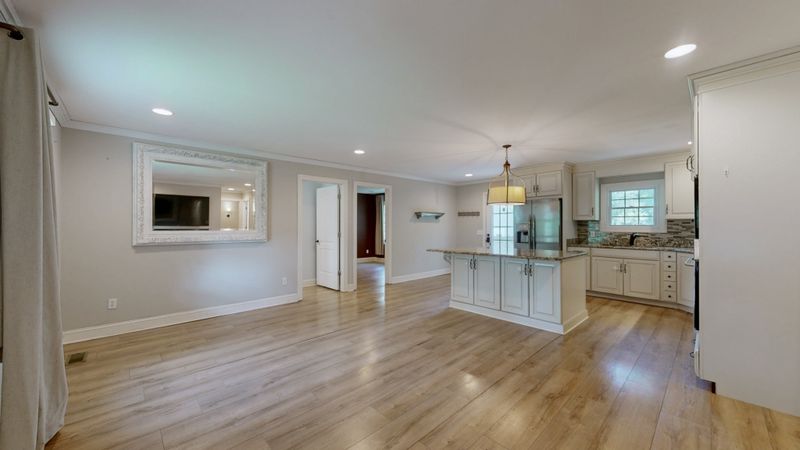 405 Twin Cove Dr, Lebanon, TN 37087