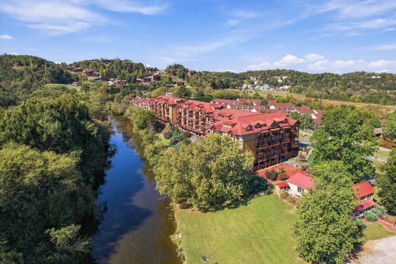 527 River Place Way #511, Sevierville, TN 37862